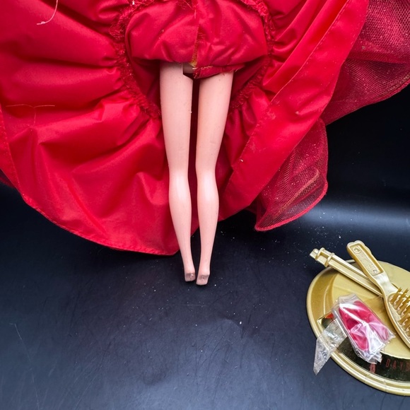 Vintage 1993 Mattel Barbie Doll Happy Holidays Special Edition Red Dress 10824 - Picture 9 of 11